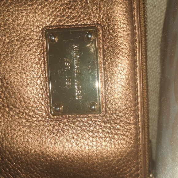 Michael Kors Bronze Leather wallet - Picture 14 of 14